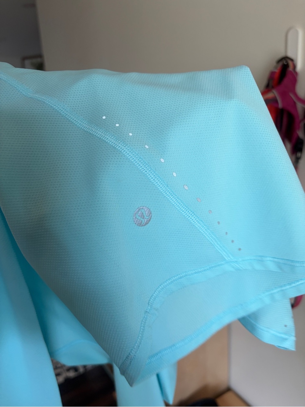 Lululemon Light Blue Long Sleeve Crewneck Running Top - Picture 6 of 14
